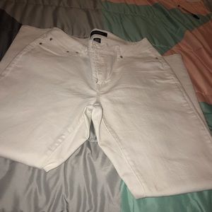 Off white fitted skinny jeans